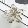 Novo Conjunto de Outono e Inverno Cruzado com Plumeria Escovada Presilha de Cabelo Bauhinia Estilo Festivo Elegante Presilha de Tubarão Acessórios de Cabelo Presilha de Cabelo