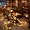 Mesa y Sillas de Bistró Modernas Recomendaciones Combinación de Cabinas Limpias Barra Arte de Hierro Sillas de Madera Maciza Mesas Barra KTV