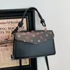 2025 Fresco y Elegante Cereza Moda Invierno Patchwork Nuevo de Moda Dulce Bolso Cruzado Pequeño Cuadrado para Mujeres