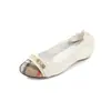 Venda Quente Estilo Pequeno Perfume Padrão Diamante Grade Sapatos Femininos Outono Novo Abertura Elástica Camada Superior Pele de Ovelha Boca Rasa Fivela de Metal Aumento Oculto Sapatos de Salto Único