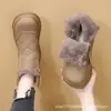 Botas de Neve Femininas Estilo Western Versátil 2024 Novidades Explosivas Inverno Nordeste Sapatos de Algodão Engrossados Quentes Solado Espesso Botas com Salto