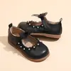Sapatos de Princesa para Meninas 2025 Novo Outono e Inverno Sapatos Soltos de Sola Macia para Meninas Sapatos Estilo Pequena Chanel Mary Janes Performance Sapatos de Couro Pequenos
