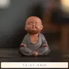 Figura de monje de arcilla púrpura estilo Zen chino, personaje de cerámica, monje pequeño lindo estilo budista, decoración de mesa de té