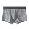 Venta al por mayor de Hua Jielong de calzoncillos para hombre de algodón estampado, cintura media simple, talla grande, transpirables, disponibles para dropshipping