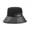 Otoño e Invierno Nuevo Sombrero de Cubo de Pana con Parche de Cuero PU para Mujer Estilo Coreano Cálido Sombrero para el Sol Moderno Ala Grande
