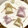 Bolsa con Cordón Estampada en Dorado de Poliéster, Bolsa Portátil a Prueba de Polvo para Viaje, Bolsa de Almacenamiento para Joyería, Bolsa de Regalo de Dulces para Boda
