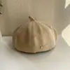 Boina de Lã para Mulheres, Primavera e Outono, Boina Preta Fashion com Letra Versátil, Chapéu de Pintor, Chapéu Abóbora Tridimensional Estiloso