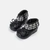Botas de Cuero a Cuadros con Encaje y Forro de Algodón 2026 Otoño/Invierno Nuevas para Bebé Suela Suave Moda Versátil Botines Cortos con Lazo Tendencia