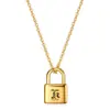Collar de Acero Inoxidable con Colgante de Acero de Titanio Chapado en Oro de 18K Transfronterizo Europeo y Americano 19mm Candado Grabado con Láser 26 Iniciales Personalizadas