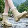 Botas de Lluvia de Media Pantorrilla para Mujer a la Moda, Zapatos de Agua Resistentes al Desgaste, Antideslizantes, Impermeables, Botas de Lluvia con Forro de Terciopelo Cálido, Zapatos de Goma para Cocina, Calzado de Exterior, Estilo Nuevo