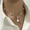 Collar con Colgante de Perla Estrellada Estilo Francés de Lujo Ligero y Circonita para Mujer, Cadena para Clavícula Versátil de Lujo Ligero con Temperamento de Moda de Gama Alta