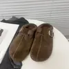 Novos Sapatos Birkenstock Quentes Estilo Retrô Inverno 2026 para Mulheres, Bico Redondo, Sola Grossa, Aumenta a Altura, Sola Macia, Slip-On, Tamancos de Bico Fechado