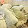 Novo Conjunto de Quatro Peças de Plush com Relevo 3D de Alta Gramatura Leite Fleece Outono e Inverno Espesso Quente Roupa de Cama para Casa