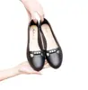 Sapatos Femininos Fechados Profissionais Atacado do Fabricante, Sapatos Femininos Rasos Fashion para Primavera e Outono, Sapatos Casuais Slip-On Respiráveis