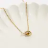 Collar Geométrico Romano de Doble Anillo con Letra D Colgante de Cuello de Lujo Simple y Accesible Cadena para Clavícula No se Desvanece Diseño de Nicho