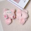 Broche de peluche con forma de gato de cola linda con explosiones rojas de Internet, colgante para bolso de estudiante, accesorios de peluche