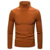 Suéter de cuello alto liso para hombre de otoño e invierno transfronterizo, estilo coreano ajustado, jersey de punto base a rayas para hombres jóvenes