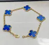 Pulsera de Calcedonia Morada Natural de Cinco Flores [Versión Alta Dorada V Chapado Grueso en Oro] Pulsera de Trébol de Cuatro Hojas de 18 Quilates para Mujer, Artesanía Exquisita