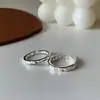 Anel de Casal de Prata Pura S999 Lava Anel Liso Simples Masculino e Feminino Design Côncavo Assimétrico Nicho Anel Aberto