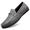 Transmissão ao vivo transfronteiriça mais vendida sapatos casuais masculinos de couro genuíno, superfície macia, sola macia, sapatos masculinos com sola macia, sapatos masculinos pequenos de couro