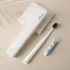 Escova de Dente Descartável de Carvão de Bambu de Alta Qualidade Personalizada de Fábrica para Hotéis e B&Bs Conjunto de Higiene Pessoal Portátil para Viagem