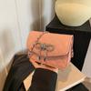 Bolso Pequeño de Bordado de Diamantes para Mujer 2024 Primavera y Verano Nuevo Diseño de Bolso Bandolera de Cadena Lazo Personalizado Bolso Cuadrado Pequeño