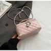 Bolso Caja Versátil Acolchado Único con Cadena Tendencia Primavera 2026 Elegante Lindo Pequeño con Bola Dorada Bolso de Hombro para Mujer