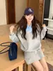 Sudadera informal y sencilla estilo universitario con retazos, imitación de dos piezas para mujer + falda, nueva versión coreana, conjunto de estilo holgado y relajado