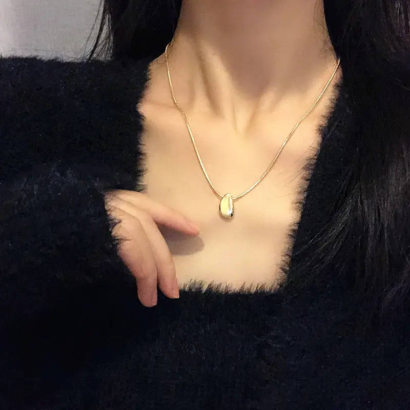 小巧豌豆项链