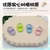 Pantuflas de dibujos animados mini de ojos grandes realistas, accesorios hechos a mano DIY transfronterizos, zapatos de muñeca, imanes para refrigerador, piezas decorativas de resina
