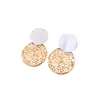 Aretes Redondos Huecos con Aguja de Plata Electrochapada en Oro Real de 18K, Aretes de Moda Ligeros de Lujo con Temperamento, Aretes Únicos Versátiles, Estilo de Nicho