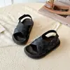 Sandalias de Velcros Estilo Casual para Niños Nuevo Estilo 2026 Zapatos de Playa de Verano para Niñas, Tallas Pequeña, Mediana y Grande para Niños, Zapatos Elegantes para Bebés