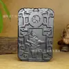 Colgante de jade Moyu Hetian de Xinjiang entre un pensamiento tallado doble cara mitad demonio mitad Buda Colgante de jade en vivo