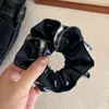 Goma de pelo scrunchie de cuero a cuadros con bloques de color retro para mujer, Nueva moda, Lazo elástico para coleta baja, Accesorio para el cabello elástico