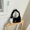 Bolsa de mão feminina plissada da moda estilo coreano, novidade de verão 2026, com bolinhas, personalizada, para o dia a dia, de ombro e transversal