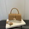 Coleção Outono 2026: Bolsa pequena quadrada de alta qualidade, estilo retrô, bolsa tote e crossbody versátil, bolsa para o dia a dia, bolsas femininas no atacado