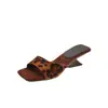Sandalias de tacón francés elegantes y sencillas de una sola tira para mujer, zapatos para usar al aire libre, verano 2026, con faldas, sandalias de moda