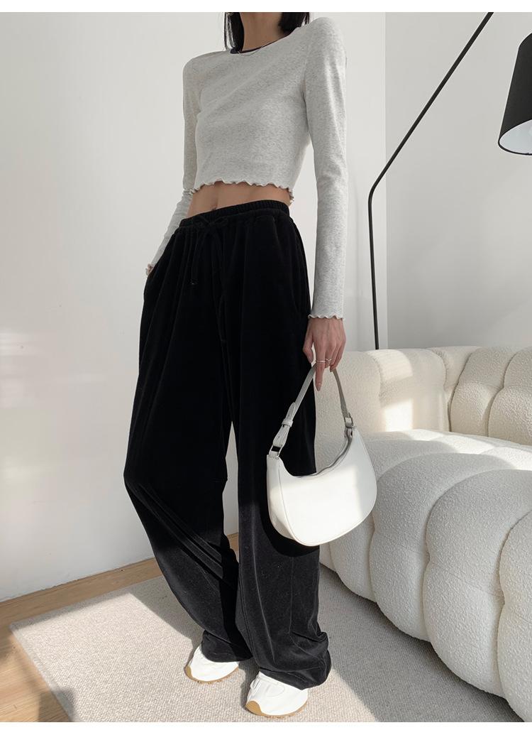 w (2).jpg