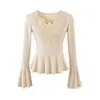 Camiseta Feminina com Gola de Renda Patchwork e Manga Flare, Nova Moda Primavera Versátil Slim-Fit Elegante Top Camisa Básica de Manga Longa