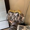 Diseño Nicho Transfronterizo Bolso de Cadena de Moda Combinable para Mujer 2024 Nuevo Estilo Elegante Bolso Bandolera de Hombro Bolso Dorado de Boca