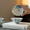Pez pintado a mano jugando con flores de loto, taza de té de cerámica bajo vidriado, juego de té de estilo chino nuevo, taza de té, taza de degustación, cuenco de té