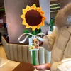Ganando el Primer Premio de un Solo Golpe, el Ramo de Girasoles Supergrande es un Regalo Inspirador para Quienes Aprobaron el Examen de Admisión a la Universidad y Están a Punto de Graduarse