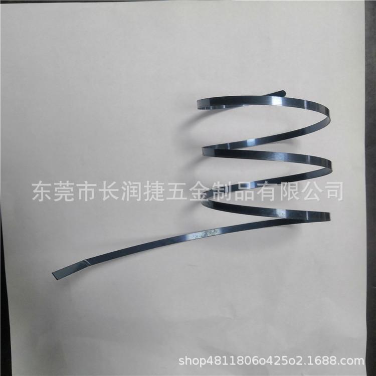 凉鞋弹簧发条