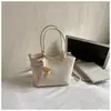 Bolso de Mano de Moda y Sencillo Tipo Cubo 2026 Nuevo Bolso de Hombro Cruzado Versátil con un Toque de Lujo, Bolso Tote Pequeño de Moda para el Trabajo