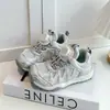 Zapatos infantiles de bloques de color retro con diseño de malla de pata de gato, zapatos casuales 2026 para niños y niñas, zapatillas escolares transpirables y de moda