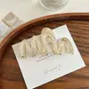 Pinza de Acetato Yd Estilo Francés Ondulada para Mujer, Pinza de Tiburón de Tamaño Mediano para Recogido en la Parte Trasera de la Cabeza, Accesorio Versátil para el Cabello de Uso Diario