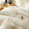 Conjunto de quatro peças jacquard de algodão estilo wabi-sabi japonês em off-white, conjunto de cama simples de algodão puro com toque de alta qualidade, lençol de cima e lençol com elástico de algodão puro