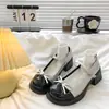 Zapatos Pequeños de Cuero con Colorblock y Moño Francés para Mujer 2026 Otoño Nuevos Punta Redonda Estilo Pequeño Chanel Tacón Grueso Mary Jane Zapatos de Salón