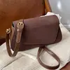Bolsa de Ombro Minimalista Estilo Coreano Transfronteiriça em Camurça, Nova Coleção Outono/Inverno 2026, Bolsa Transversal Versátil e Retrô, Bolsa Feminina da Moda