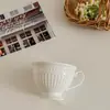 Conjunto Xícara e Pires de Café Branco Francês Xícara de Cerâmica Louça para Mesa de Chá da Tarde Estilo Britânico e Europeu Compacto Ladies Jueqin